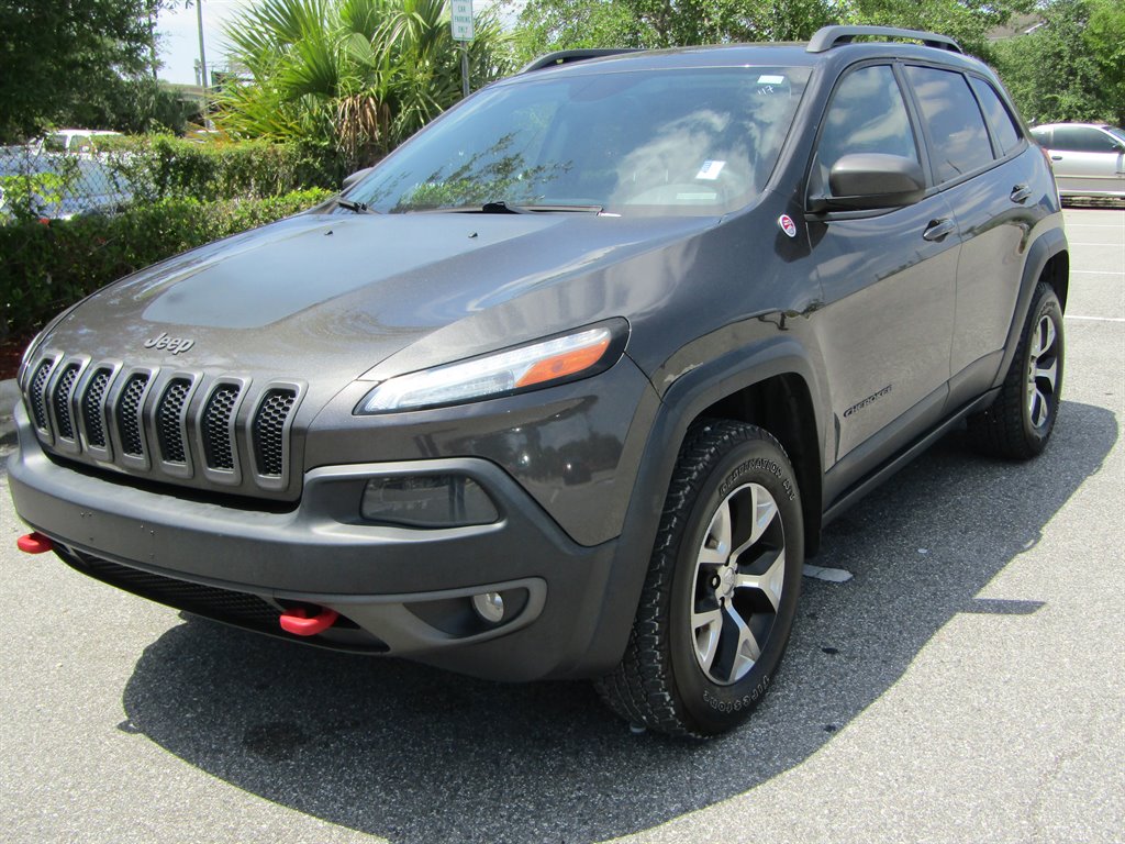 2014 Jeep Cherokee Trailhawk photo