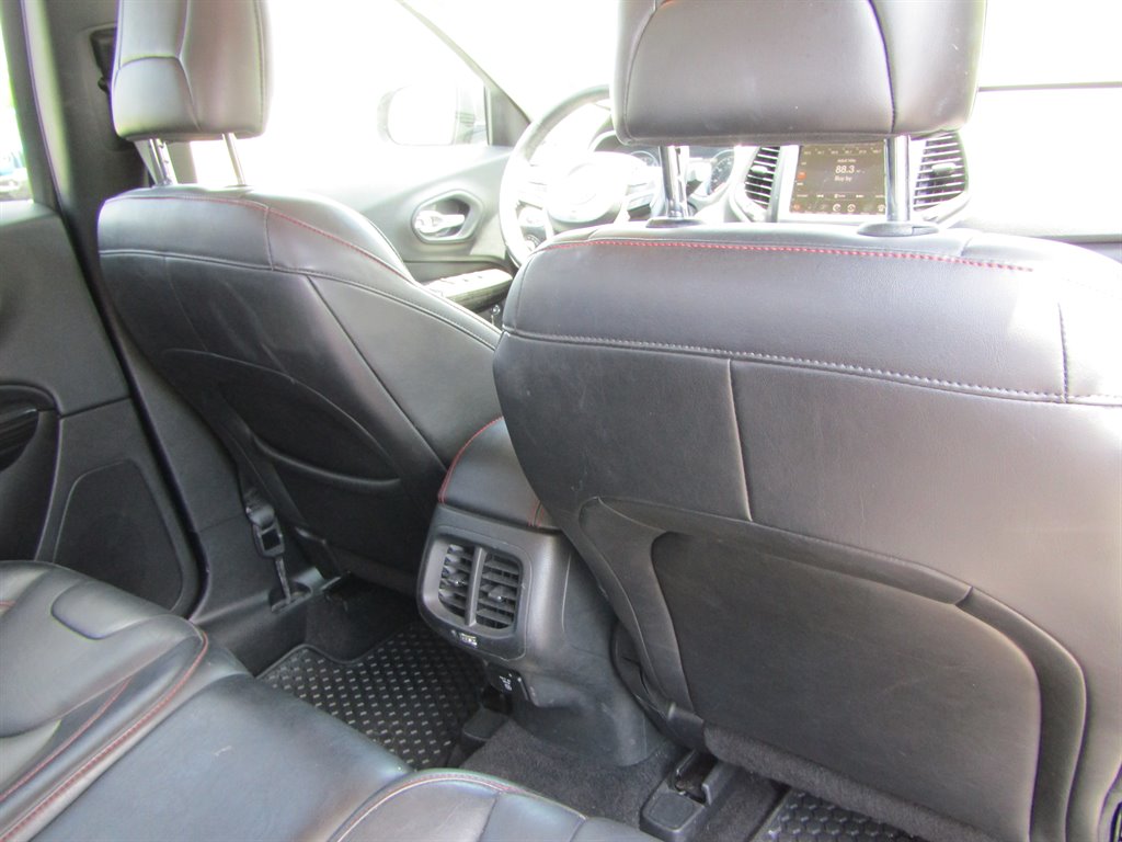 2014 Jeep Cherokee Trailhawk photo