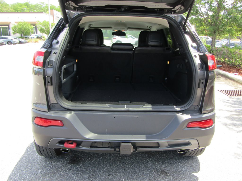 2014 Jeep Cherokee Trailhawk photo