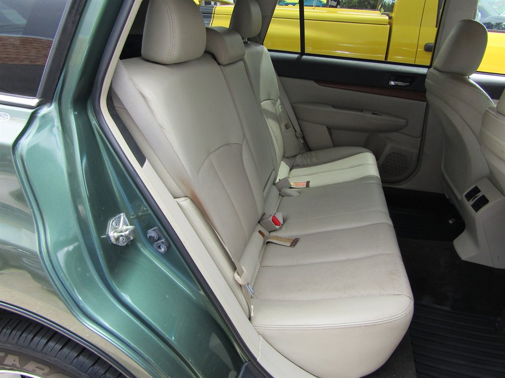 2014 Subaru Outback - $5,999