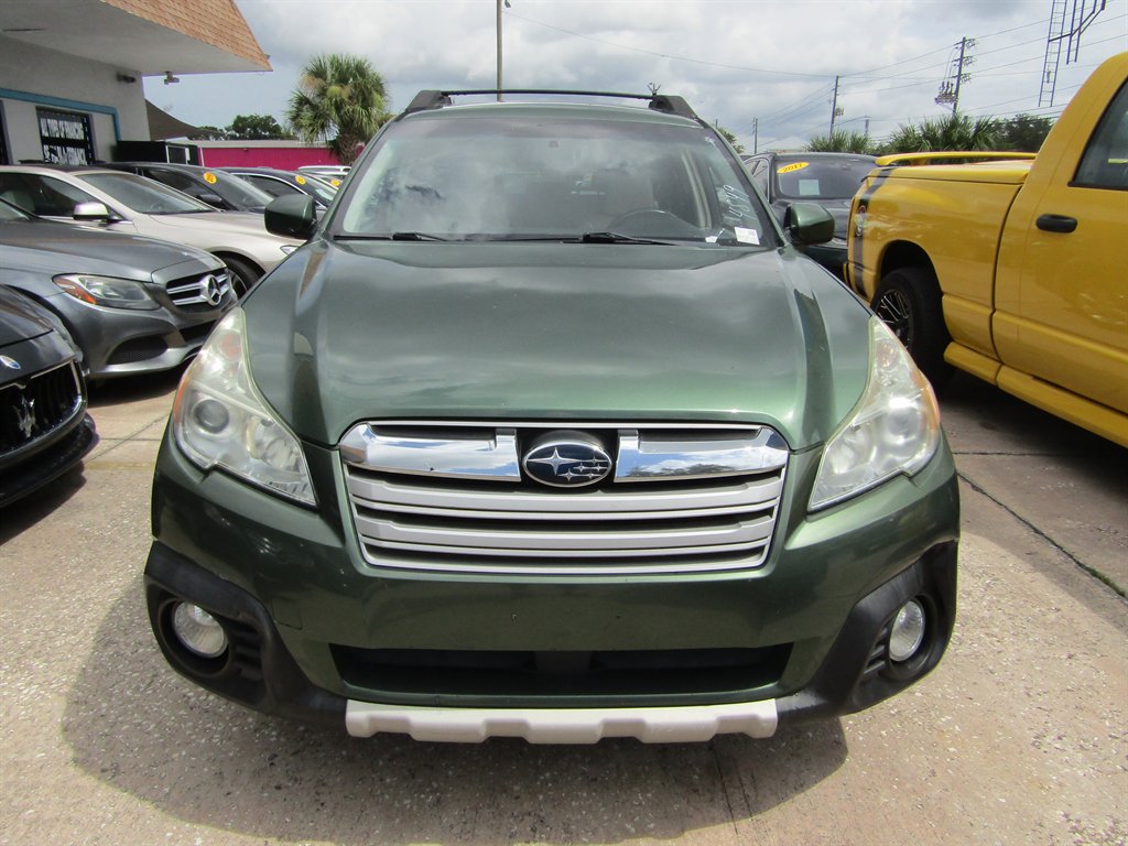2014 Subaru Outback - $5,999