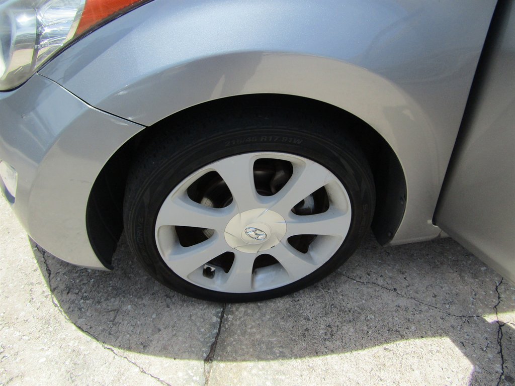 2012 Hyundai Elantra - $7,999