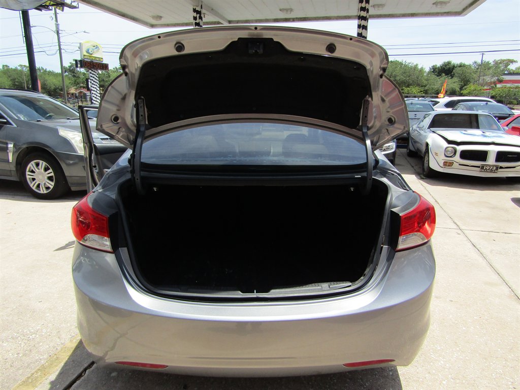 2012 Hyundai Elantra - $7,999