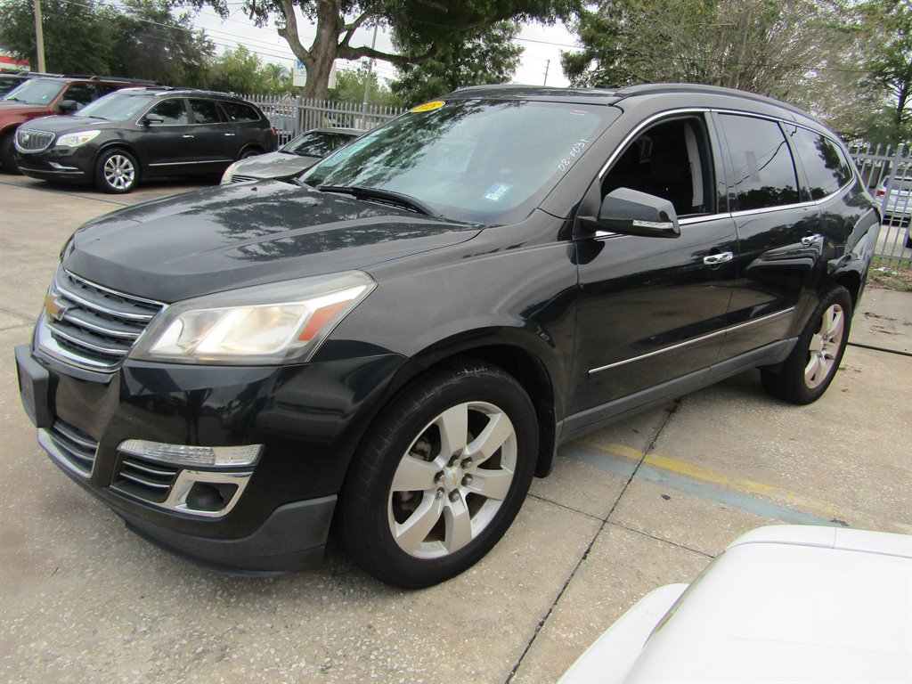 2015 Chevrolet Traverse - $8,600