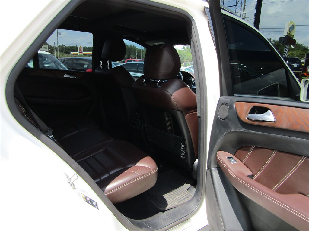 2014 MERCEDES-BENZ ML-Class SUV / Crossover - $28,500