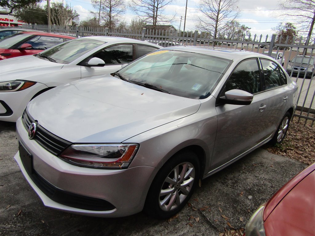2012 Volkswagen Jetta - $3,999
