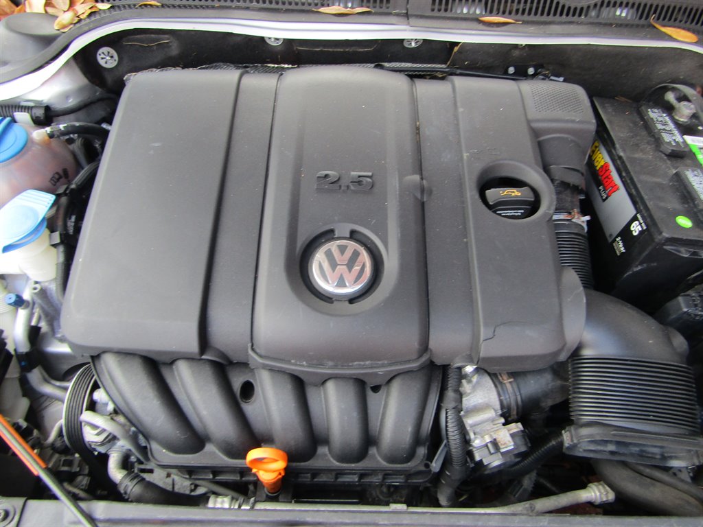 2012 Volkswagen Jetta - $3,999