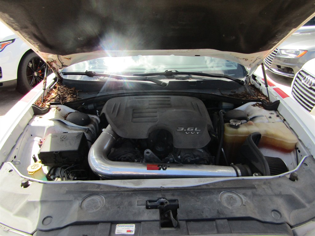 2014 Dodge Charger - $10,500