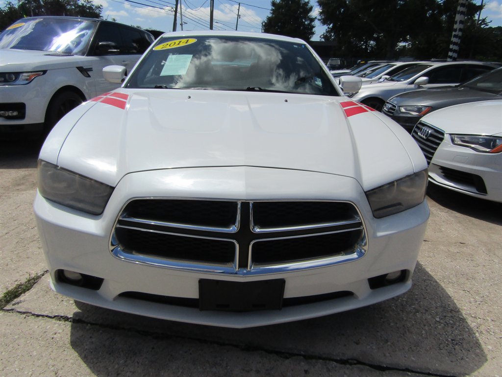 2014 Dodge Charger - $10,500