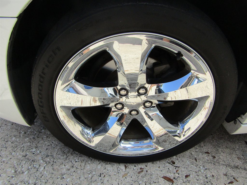 2014 Dodge Charger - $10,500