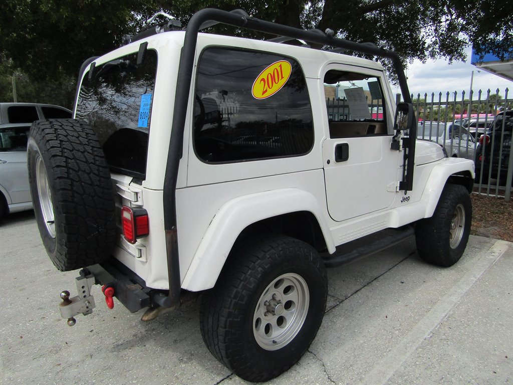 2001 Jeep Wrangler Sahara photo