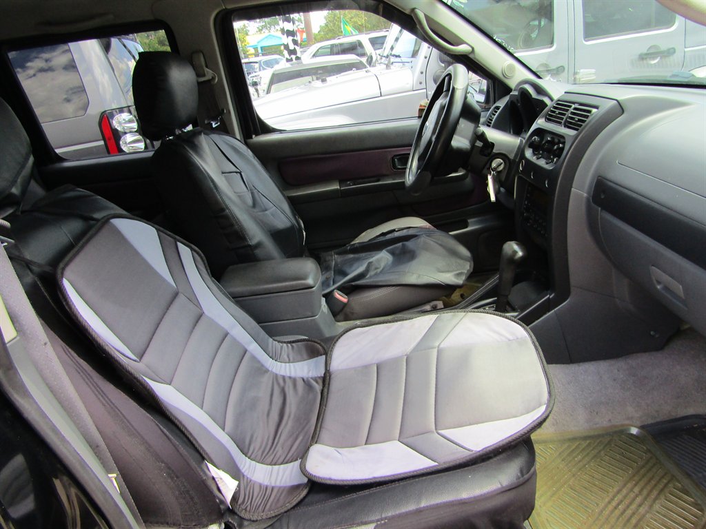 2002 Nissan Frontier - $7,999