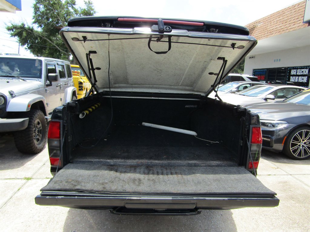 2002 Nissan Frontier - $7,999