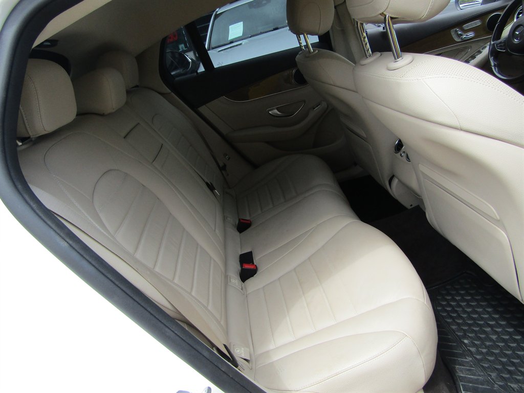 2018 Mercedes-Benz C-Class - $19,900