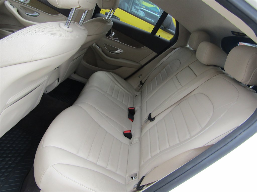 2018 Mercedes-Benz C-Class - $19,900