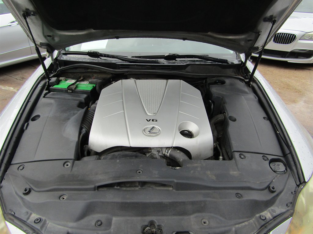 2010 Lexus IS - $11,999