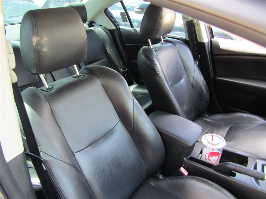 2012 Mazda Mazda3 s Touring photo