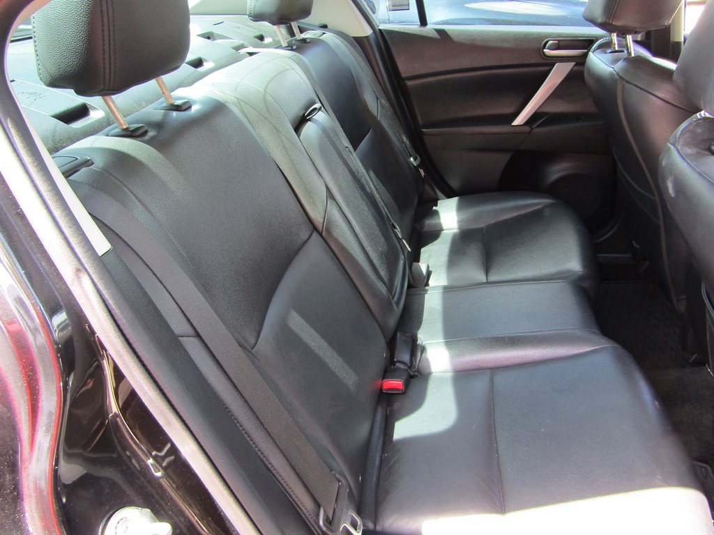 2012 Mazda Mazda3 s Touring photo
