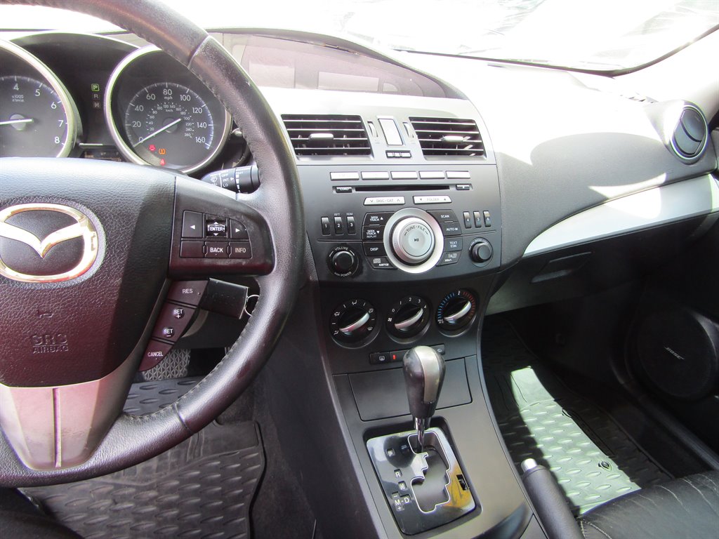 2012 Mazda Mazda3 s Touring photo
