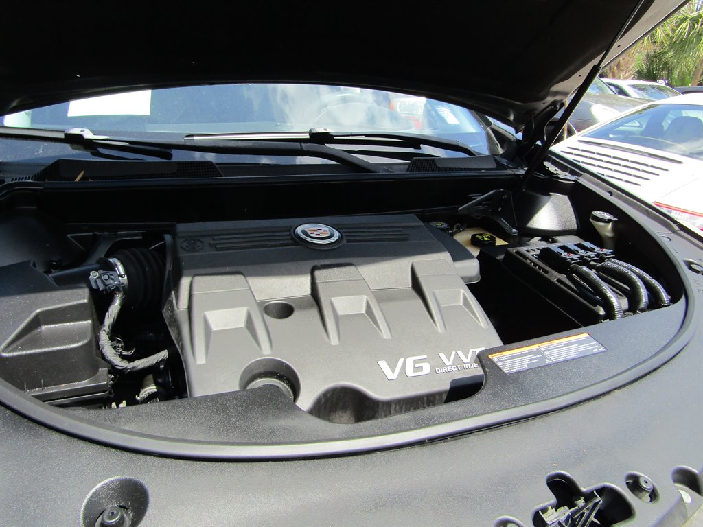 2012 Cadillac SRX photo