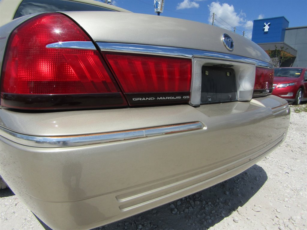 2000 Mercury Grand Marquis GS photo