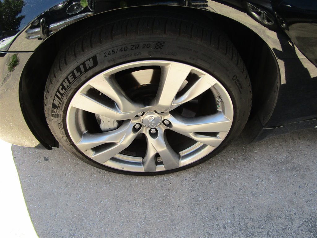2016 Infiniti Q70L 3.7 photo