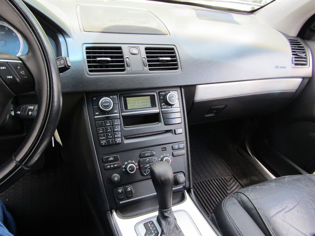 2013 Volvo XC90 - $5,500