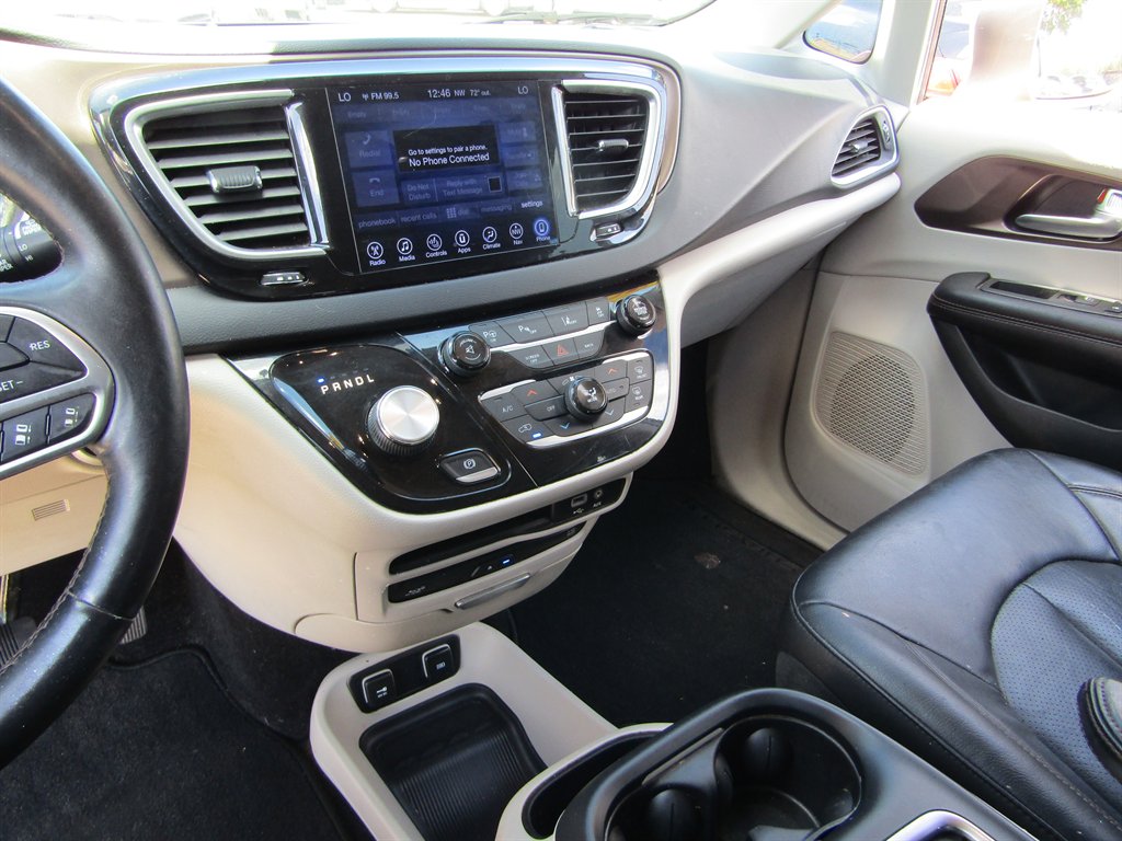 2017 Chrysler Pacifica - $10,999