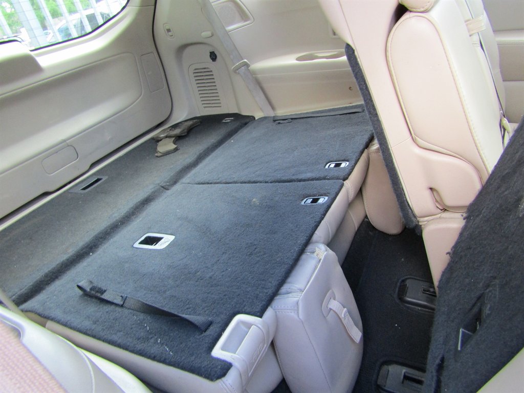 2017 Nissan Pathfinder - $7,000