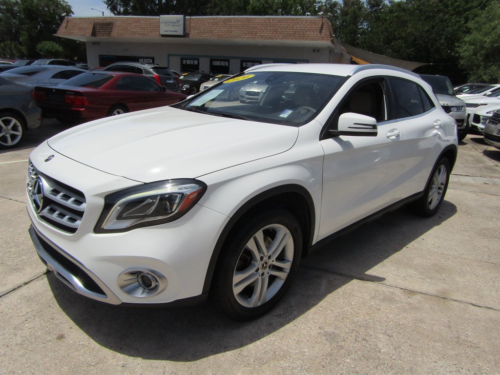 2020 Mercedes-Benz GLA - $20,500