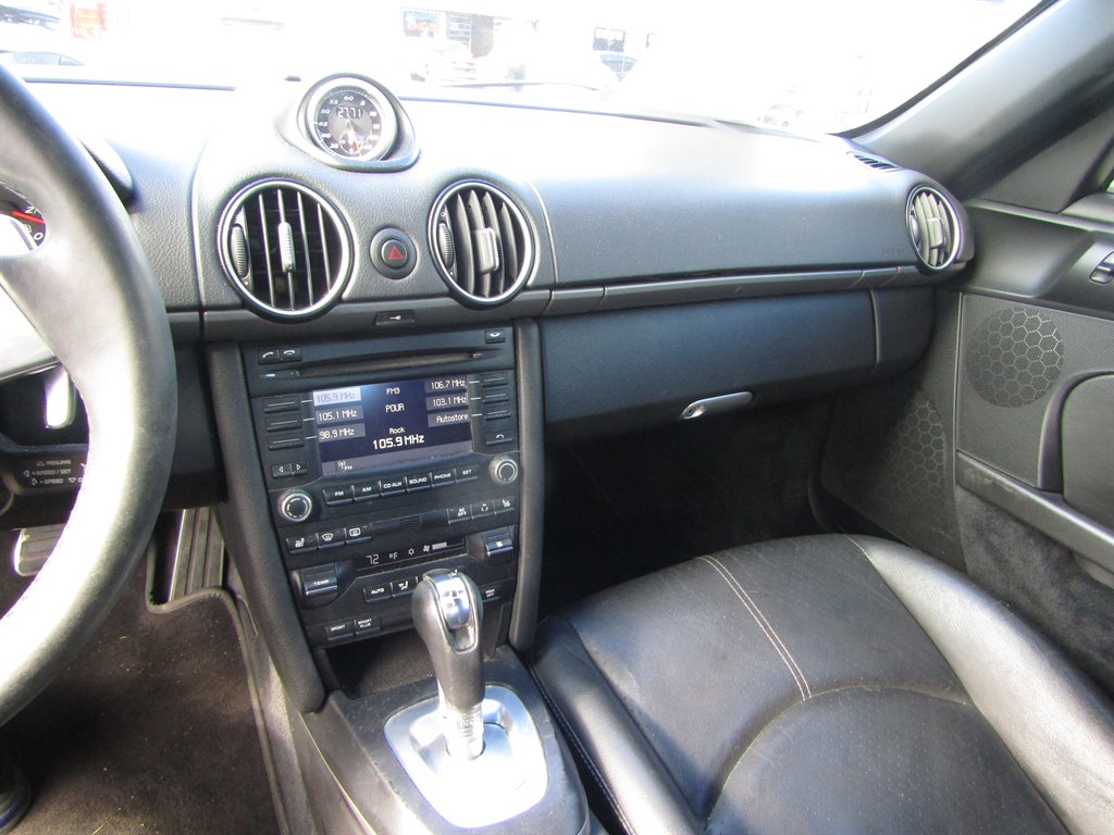 2010 Porsche Boxster photo