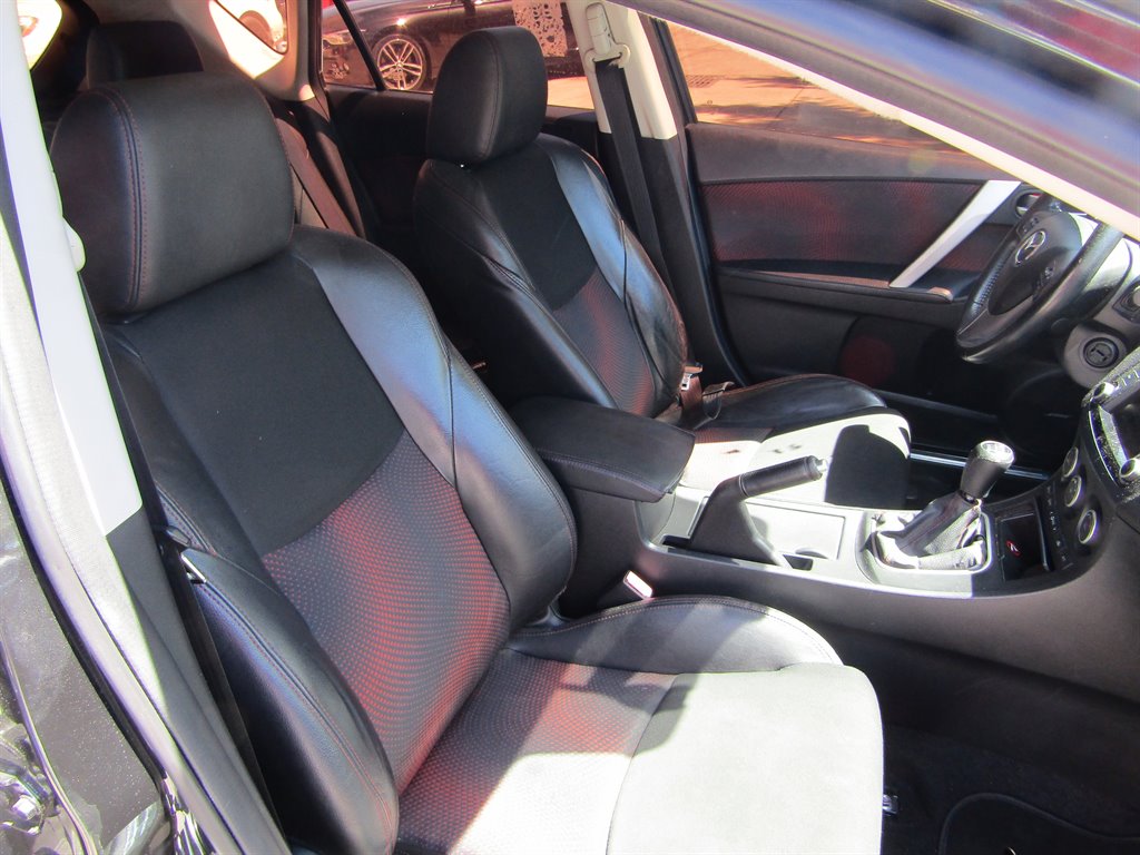 2013 Mazda MazdaSpeed3 Touring photo