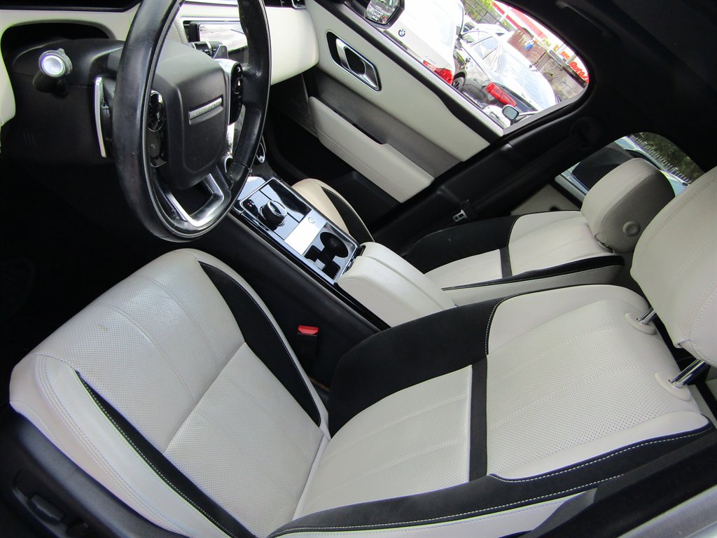 2018 Land Rover Range Rover Velar - $16,999
