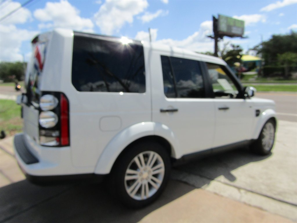 2015 Land Rover LR4 - $11,999