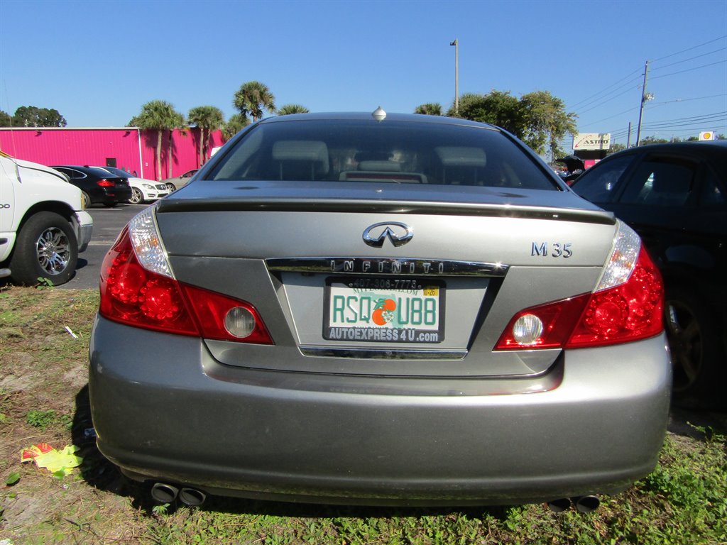 2007 INFINITI M - $6,999
