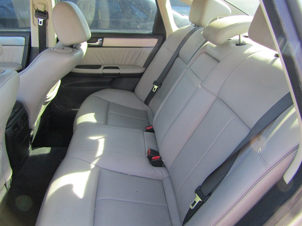 2007 INFINITI M - $6,999