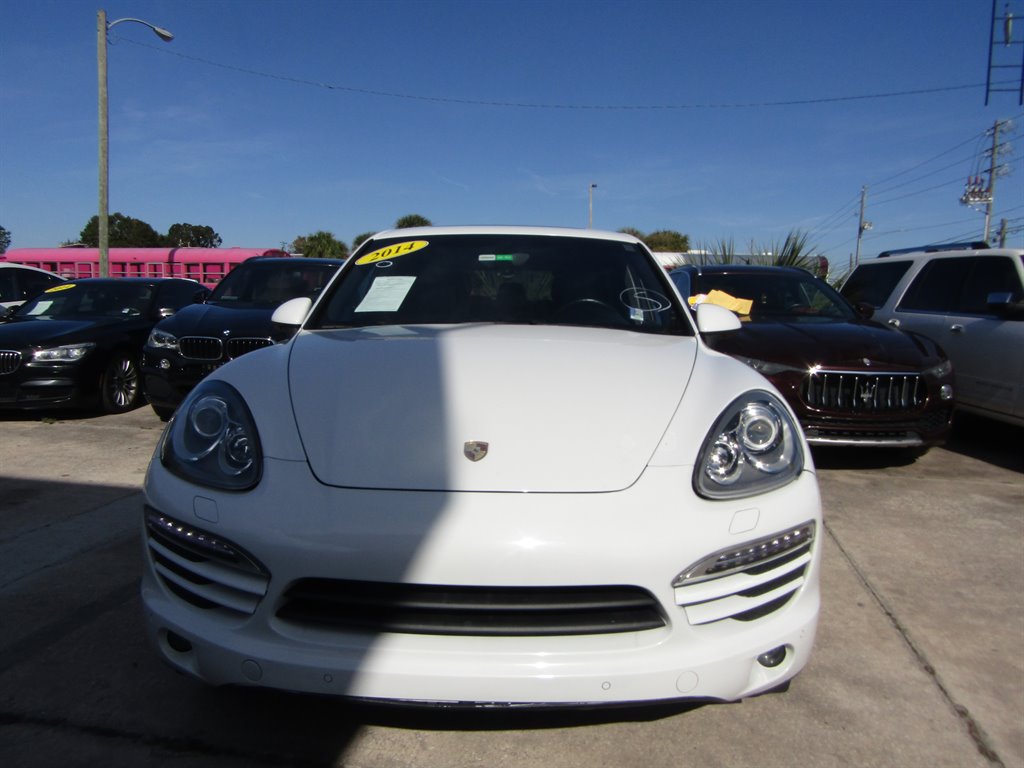 2014 Porsche Cayenne photo