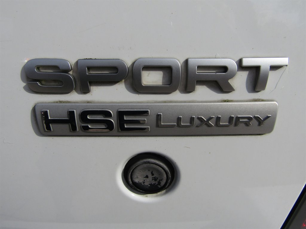 2011 Land Rover Range Rover Sport HSE photo