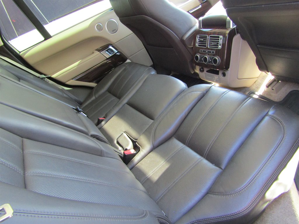 2017 LAND ROVER Range Rover - $12,000