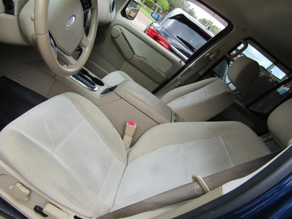 2008 Ford Explorer - $8,999