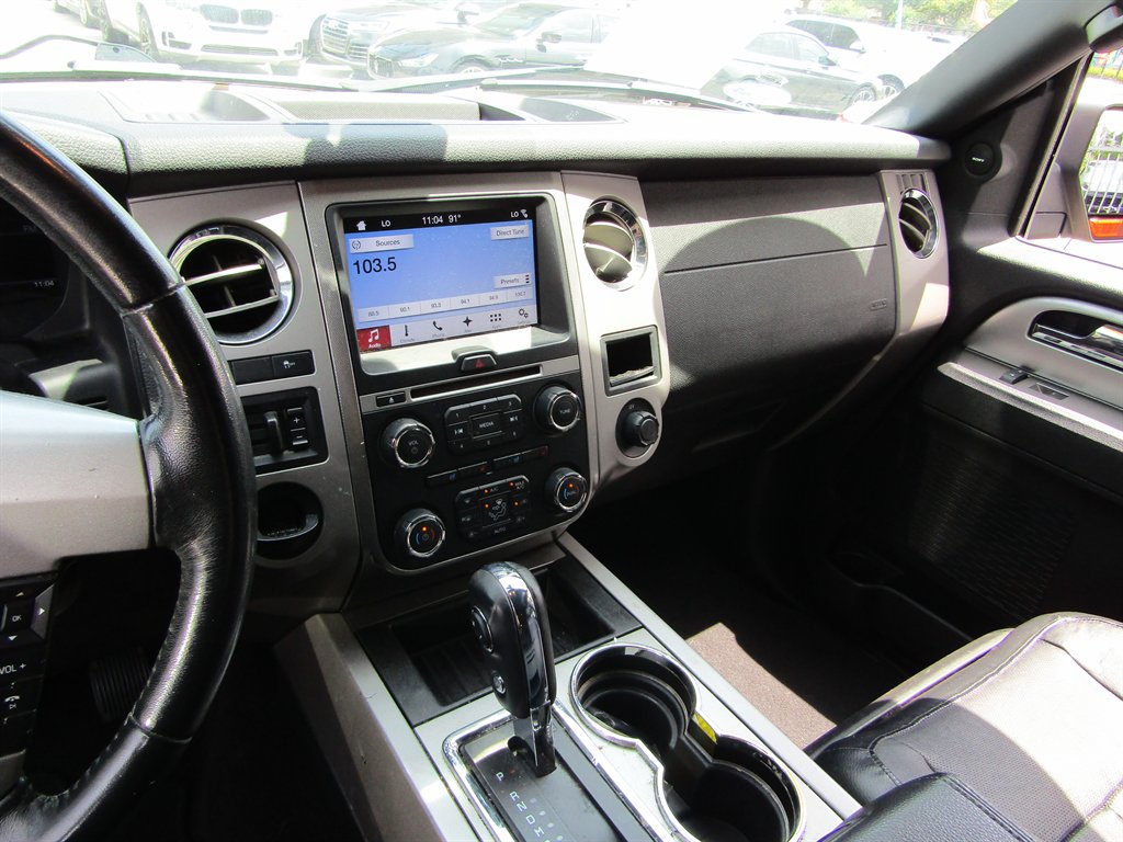 2017 Ford Expedition - $12,999