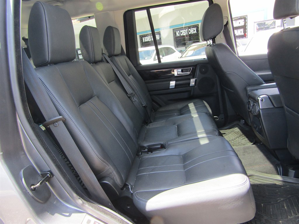 2016 Land Rover LR4 - $10,999