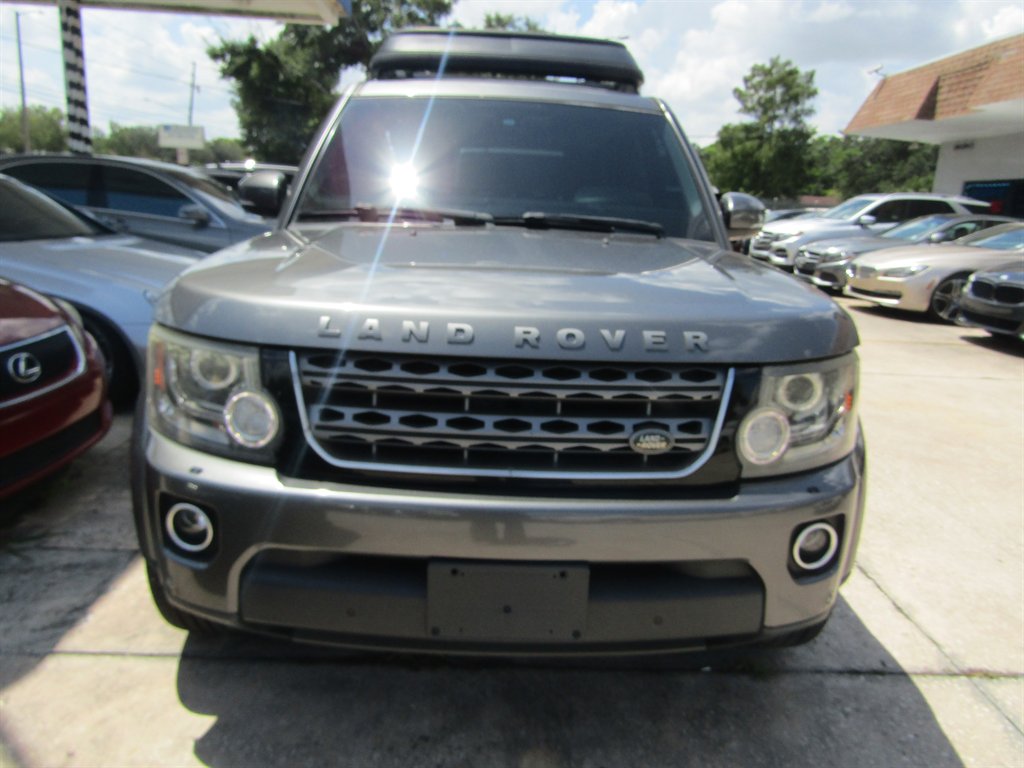 2016 Land Rover LR4 - $10,999