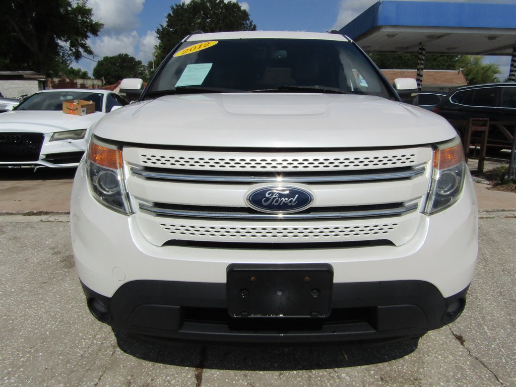 2012 Ford Explorer - $7,999