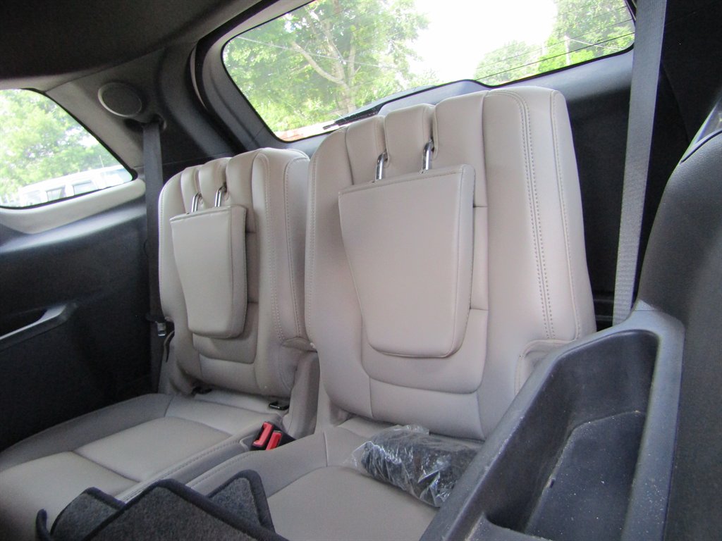 2012 Ford Explorer - $7,999