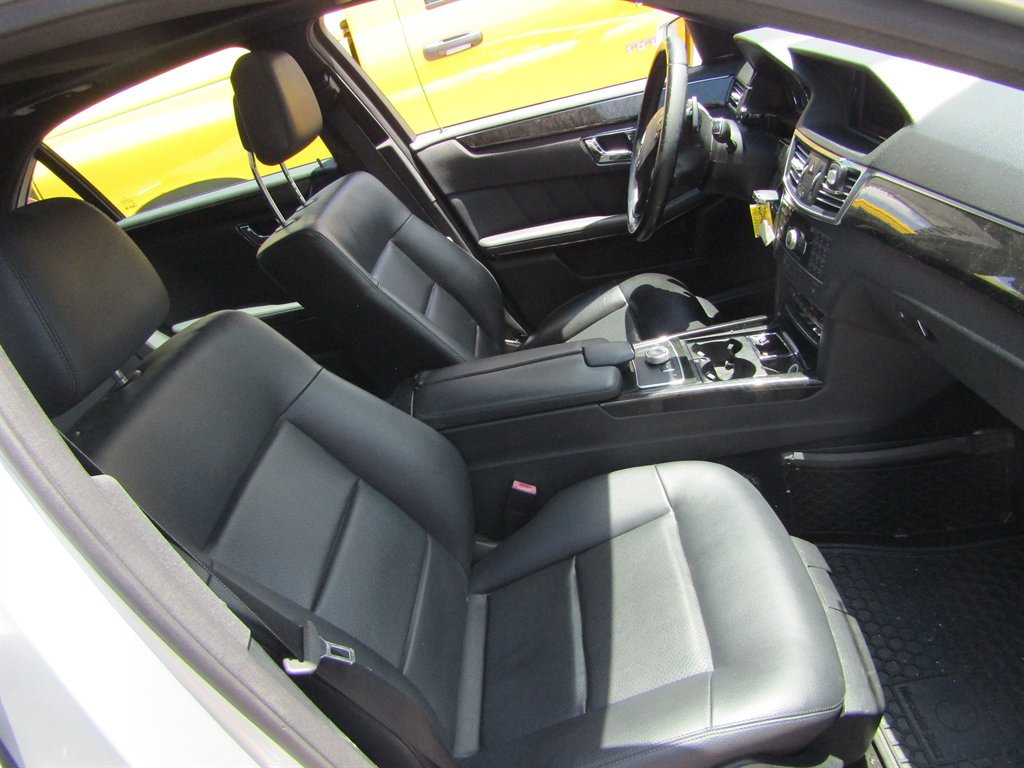 2010 Mercedes-Benz E-Class - $8,999