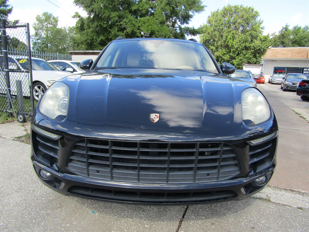 2016 Porsche Macan S photo