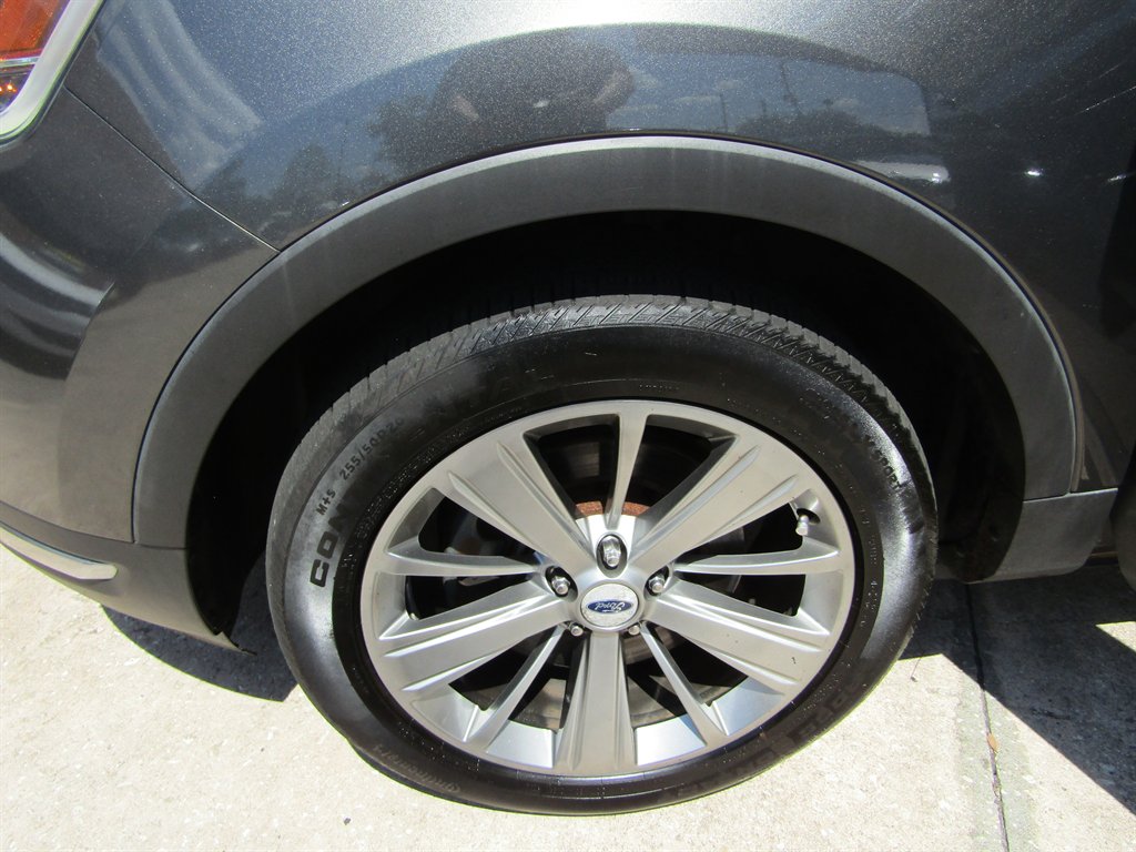 2018 Ford Explorer - $12,999