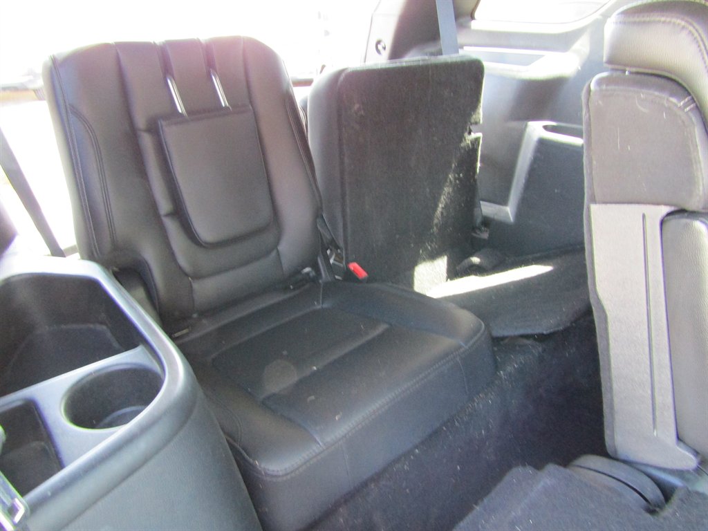 2018 Ford Explorer - $12,999