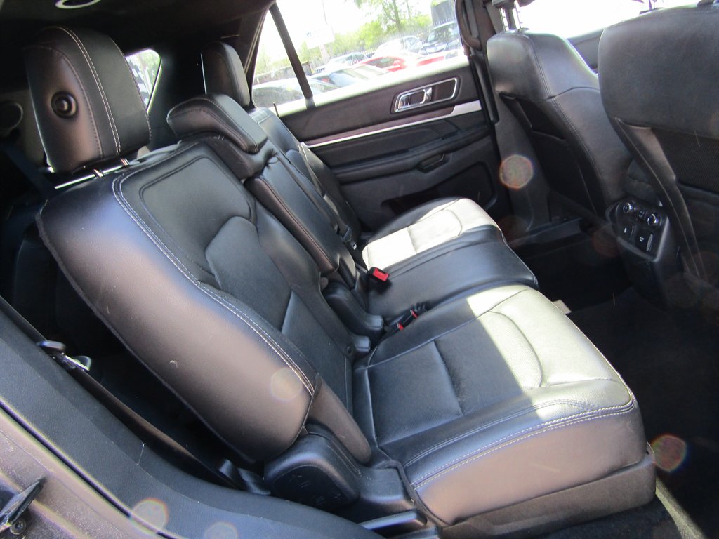 2018 Ford Explorer - $12,999